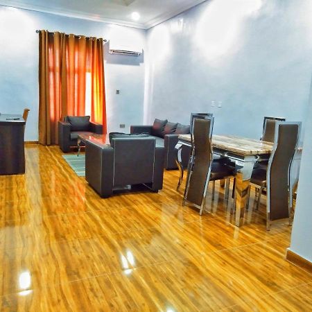 Wetland Hotel Ughelli Dış mekan fotoğraf