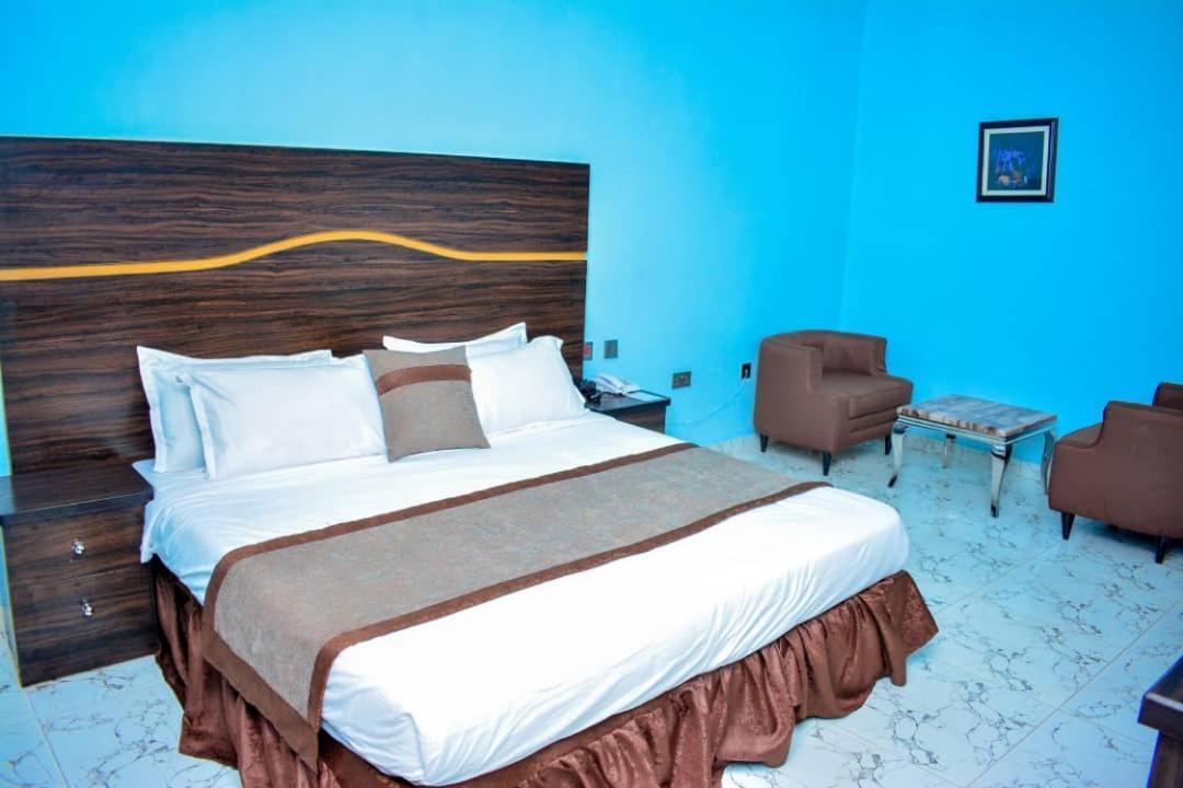 Wetland Hotel Ughelli Dış mekan fotoğraf