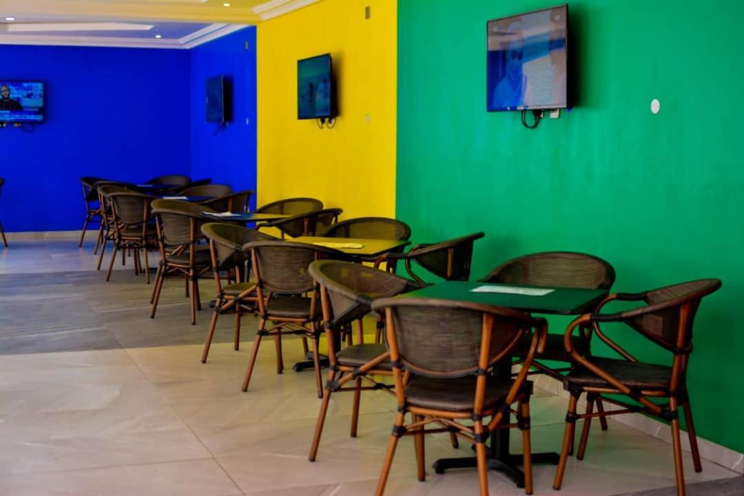 Wetland Hotel Ughelli Dış mekan fotoğraf